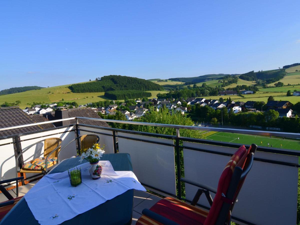 Serene Apartment In Meschede With Balcony Grevenstein Dış mekan fotoğraf